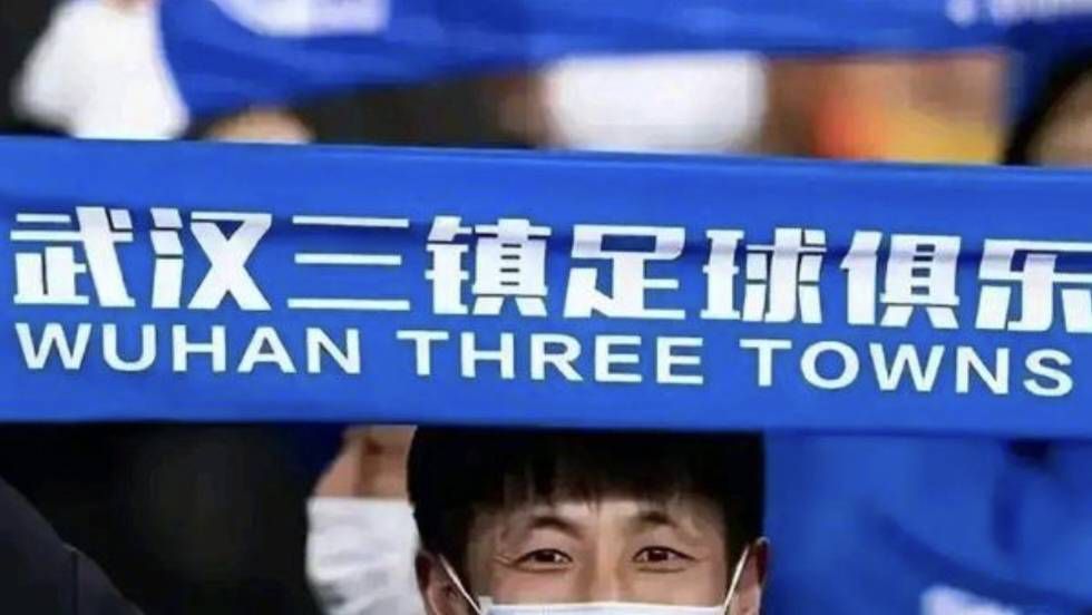 暗卫抵开双腿h承欢